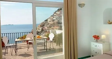 Rosa Bed & Breakfast 4*
