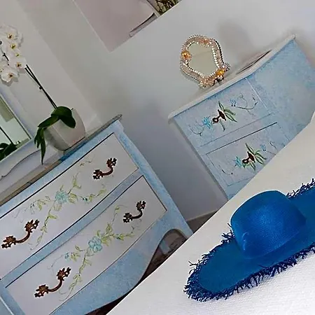 Rosa Bed and Breakfast 4*
