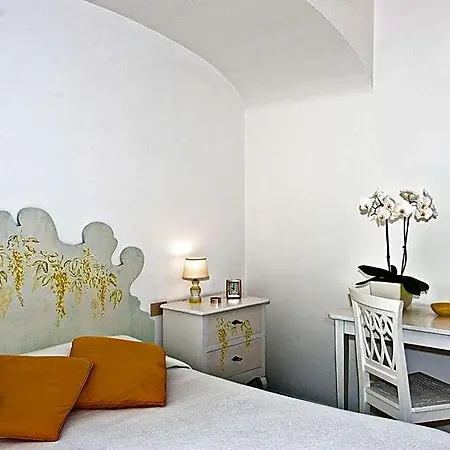 Rosa Bed & Breakfast Positano