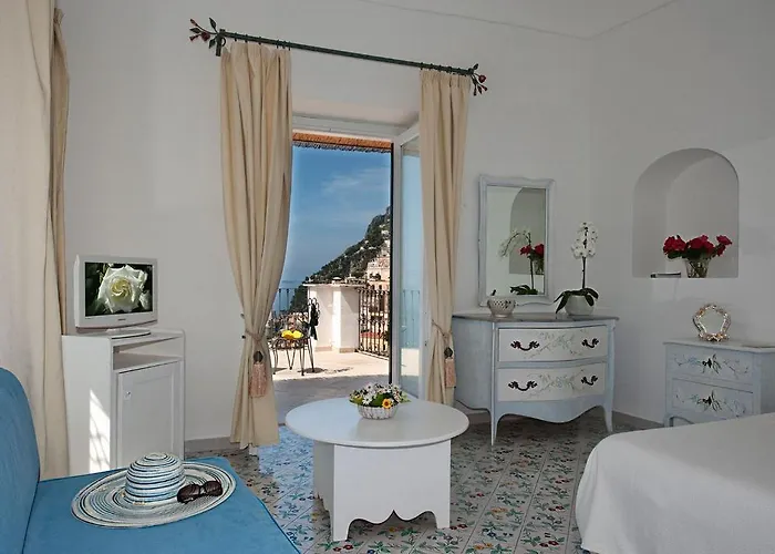 Rosa Bed & Breakfast 4*